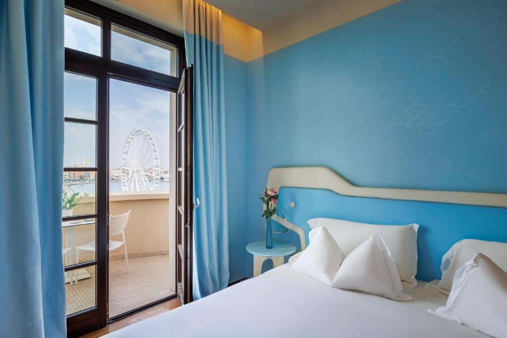 JR Hotels Bari Grande Albergo delle Nazioni - Where to stay in Bari - Bari, Puglia JR Hotels Bari Grande Albergo delle Nazioni - Bari, Puglia