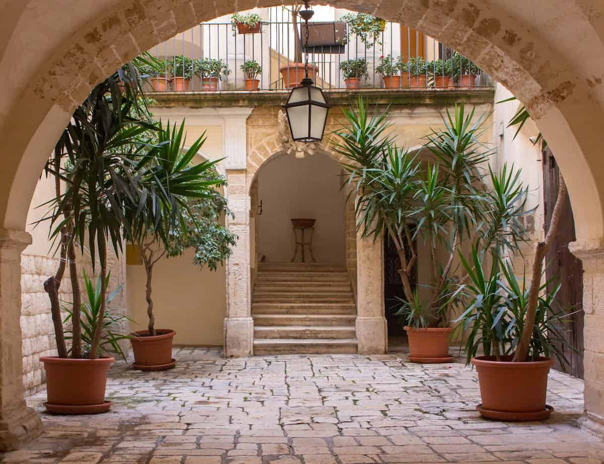 bari vecchia backyard - Where to stay in Bari - Bari, Puglia bari vecchia backyard - Bari, Puglia