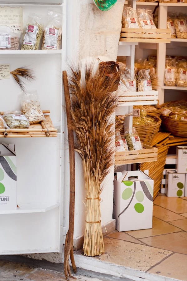 ostuni shop - Things to do in Ostuni - Puglia, Ostuni, Valle d’Itria ostuni shop - Puglia, Ostuni, Valle d’Itria